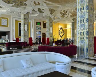 Azura Deluxe Resort & Spa - Avsallar - Lounge