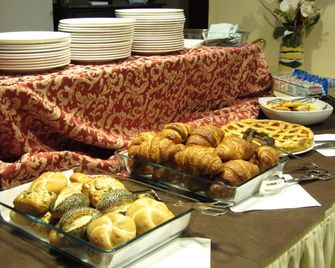 Hotel Ausonia - Follonica - Buffet