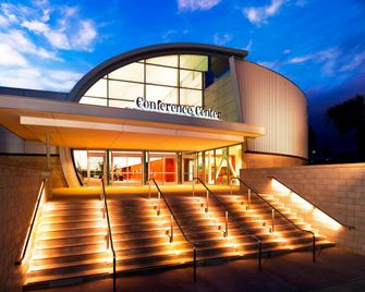 Sheraton Fairplex Hotel & Conference Center - Pomona - Edificio