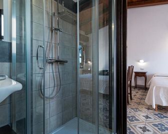 Ghivine Albergo Diffuso - Dorgali - Badkamer