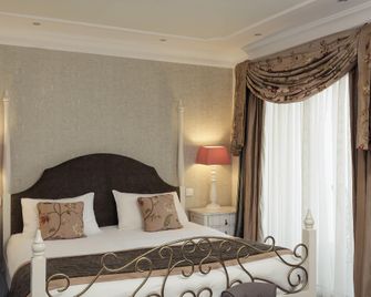 Hôtel Mercure Villeneuve-sur-Lot - Le Moulin de Madame - Villeneuve-sur-Lot - Slaapkamer