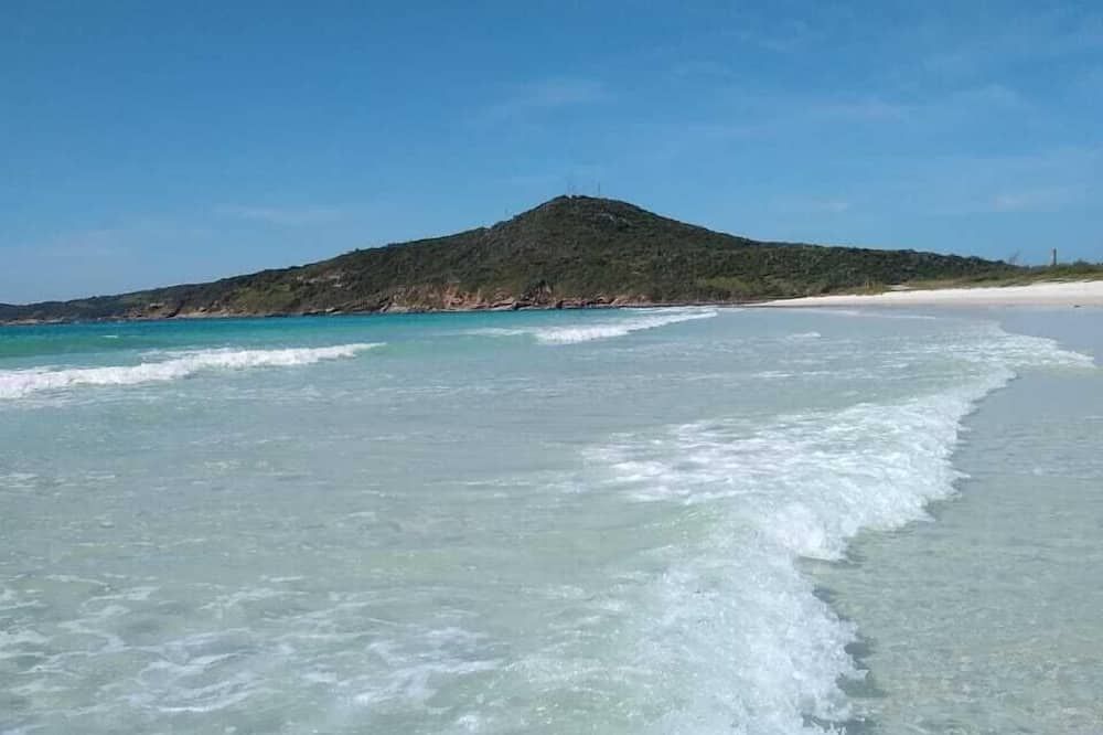 Beach Hostel & Suites Los Pibes de Flores - קאבו פריו - חוף