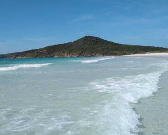 Beach Hostel & Suites Los Pibes de Flores - Cabo Frio - Bãi biển