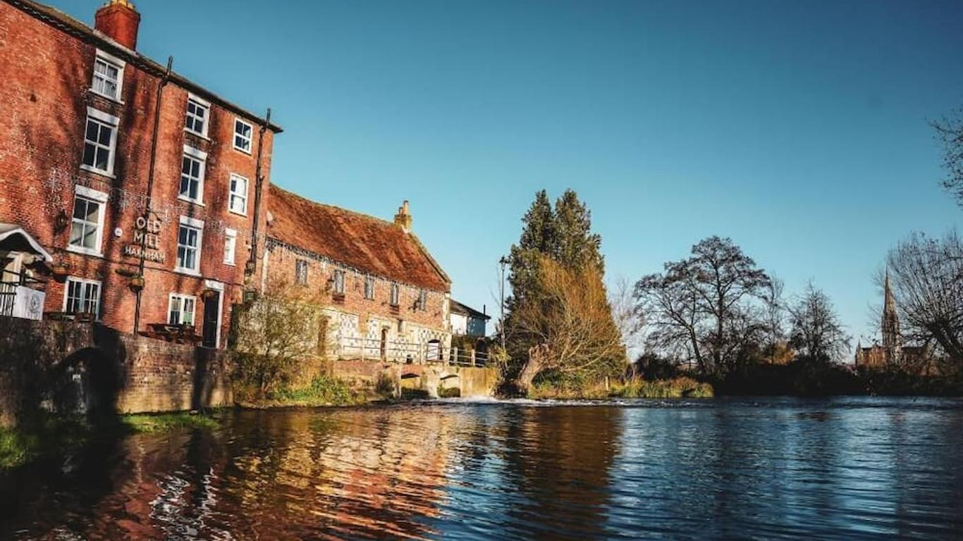 Old Mill hotel
