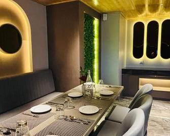 Udaan Khang-Chen Resort & Spa, Pelling - Pelling - Comedor