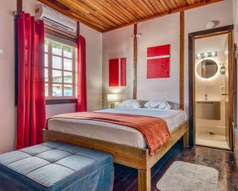 Lula s Bed & Breakfast - Bocas del Toro - Habitación