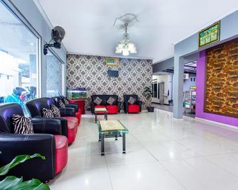 OYO 3042 Griya Karangsalam Indah - Purwokerto - Lobby