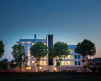 Aqa Palace - Caorle - Gebäude