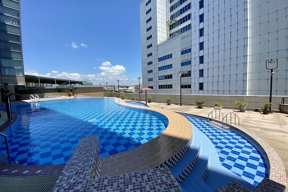 Evergreen Plaza Hotel - Tainan - טאינאן - בריכה