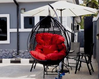 Enugu Nigeria Shortlet/ Serviced Apartment, Enugu State, Nigeria For Ngn35,000 - Enugu - Patio