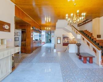 Hotel Ana Carolina - מאניזאלס - לובי