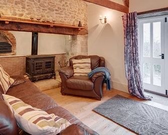 The Dairy at Hills Farm Stays - Axminster - Living room