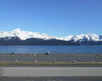 Alaska's Point of View - Seward - Bedroom
