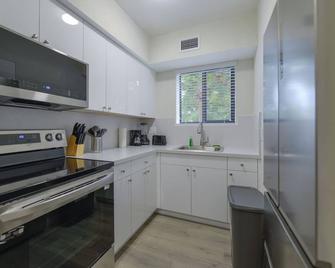 Amazing Experience in Calle Ocho - Miami - Cocina