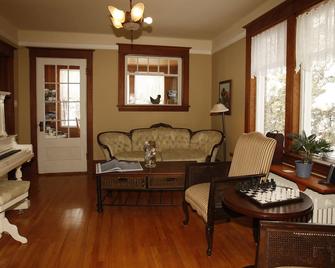 B&B Au Virage - Magog - Living room