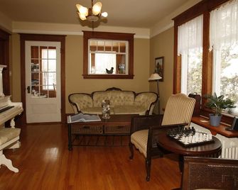 بي آند بي أو فيراج - ماجوج - غرفة معيشة