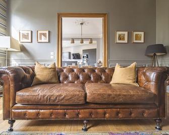 L'Élégance Vue Parc - Reims - Living room