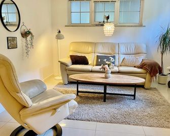 Møllehusets lejligheder i Ikast tæt ved Herning, Silkeborg og Århus - Ikast - Sala de estar