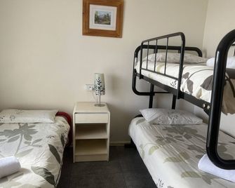 Woodmans Hill Motel - באלארט - חדר שינה