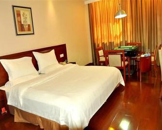 Greentree Inn Zhejiang Zhoushan Xincheng Business Hotel - Zhoushan - Habitación