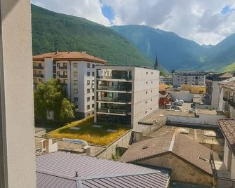Hôtel de la Poste Martigny - City Center - Martigny - Balcón