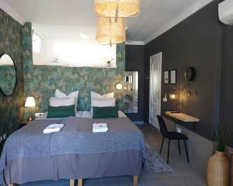 Carmen Rooms - Nerja - Habitación