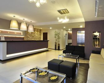 Amérian Salta - סלטה - דלפק קבלה