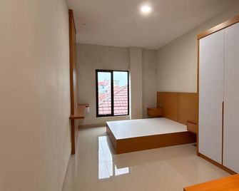 Hotel O near Pelabuhan Pangkal Balam for - Пангкалпінанг