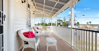 Riversleigh Guesthouse - Ballina - Balcony