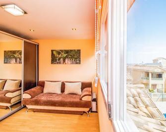 Espanatour Europa - Torrevieja - Wohnzimmer