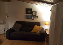 Estudio Atico Ourense - Ourense - Living room