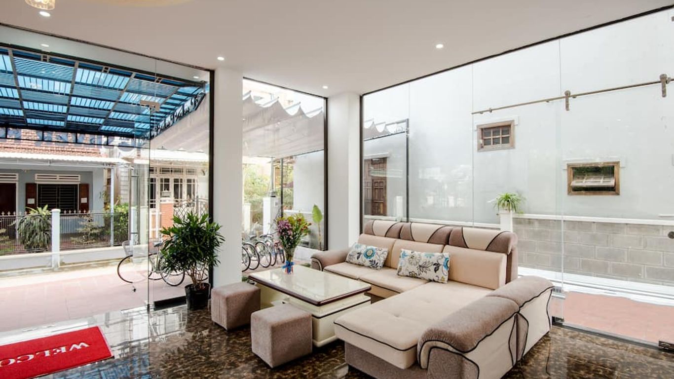 실버 문 빌라 호이안