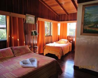 Hotel Villa Verde - Monteverde - Bedroom