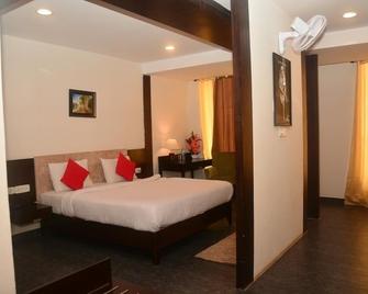 Sai Shama Service Apartment - Shirdi - Bedroom