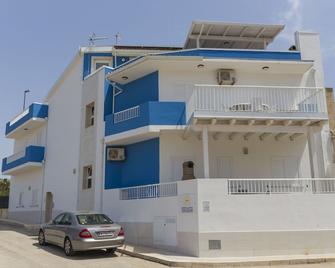 Mareinsicilia Cannamara Appartamenti - Donnalucata - Edificio