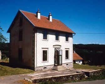 Gîte Authentique dans le Parc Régional, Animaux Acceptés - FR-1-583-464 - La Montagne - Bâtiment