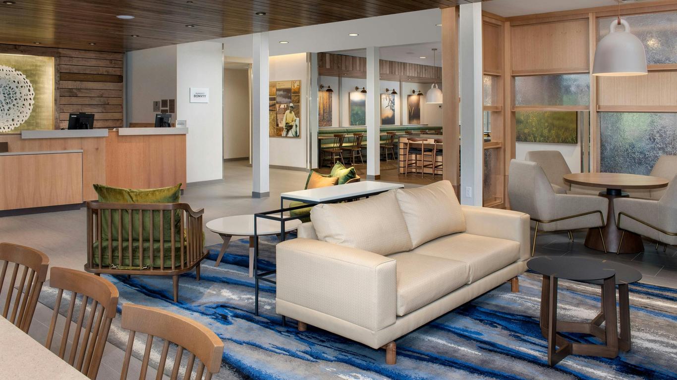 Fairfield Inn & Suites By Marriott Knoxville Lenoir City/I-75