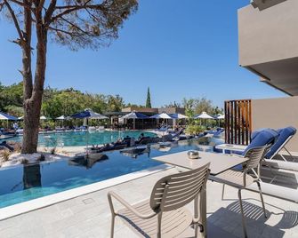 Achousa Hotel - Faliraki - Piscina