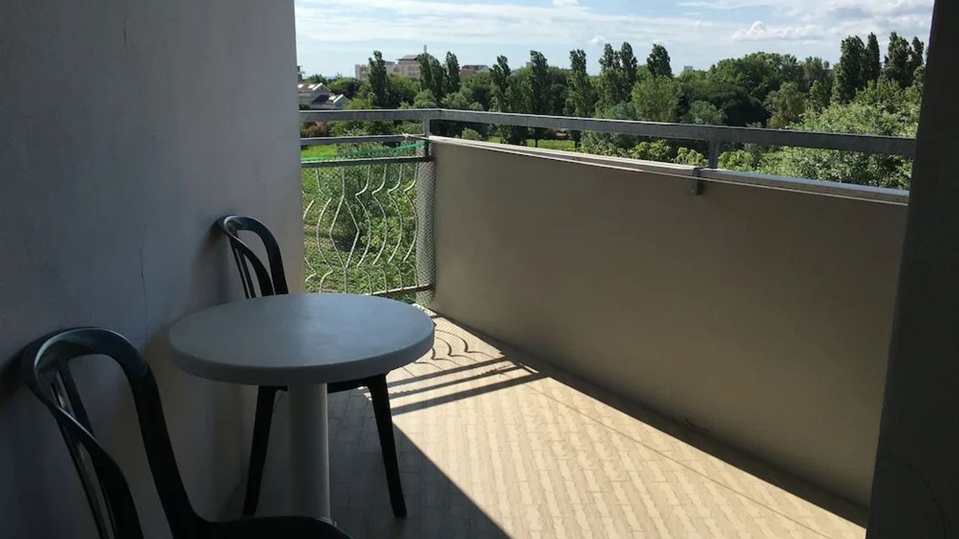 โรงแรมพลูโตเน