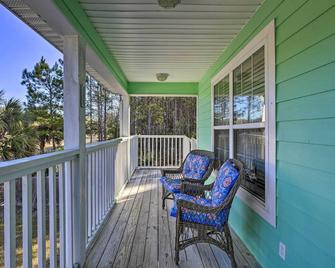 Honeys Hideout Less Than 1 Mile to River Access! - Steinhatchee - Balcony