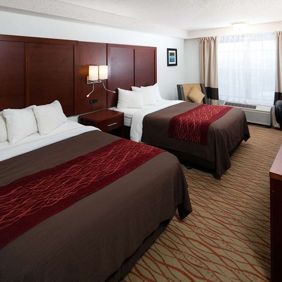 Bedroom view of Red Lion Inn & Suites Auburn