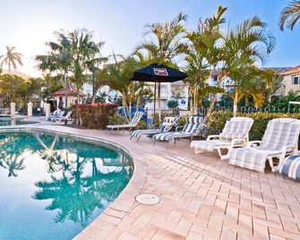 Aqualuna Beach Resort - Sapphire Beach - Piscine