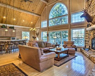 Secluded Log Cabin with Game Room and Forest Views - Red Feather Lakes - Living room