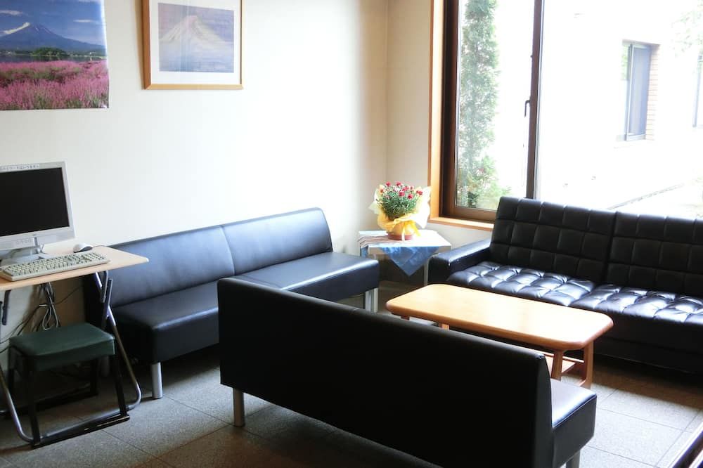 ريزورت إن فويو