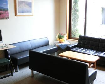 Resort Inn Fuyo Kawaguchiko Inter - Fujiyoshida - Lounge