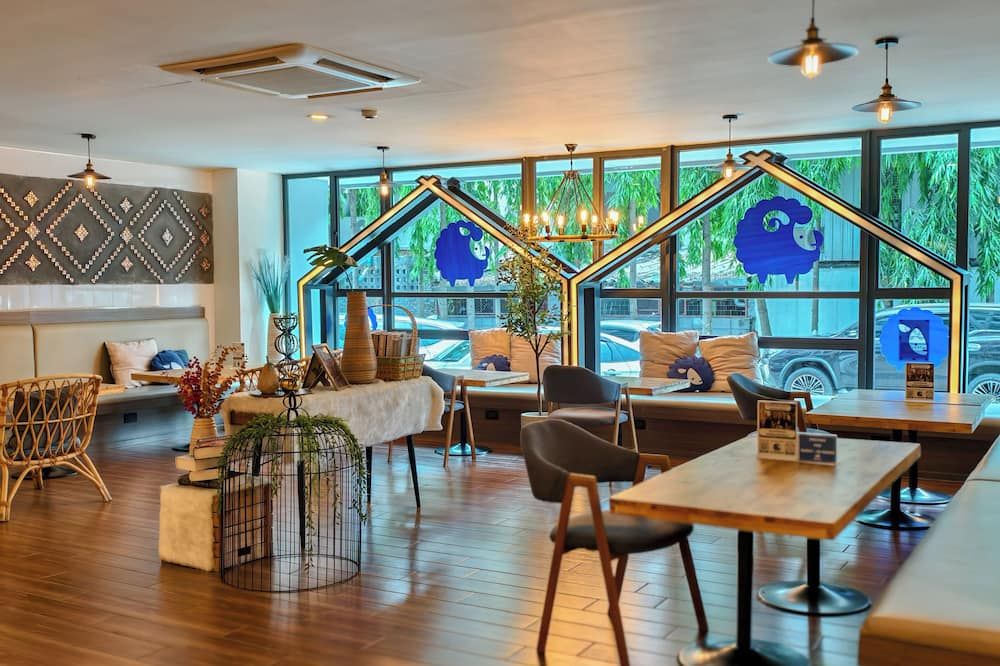 كوكوتيل شيانغ ماي نيمان