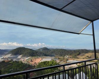 Dalart Glamping & Coffee - Duc Trong - Balcony