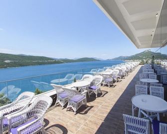 Grand Hotel Neum Wellness & Spa - نيوم - شرفة