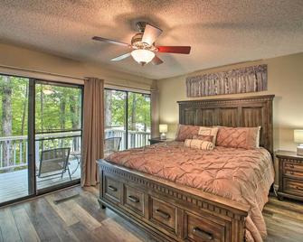 Furnished Deck and Grill Hot Springs House - Hot Springs Village - Bedroom