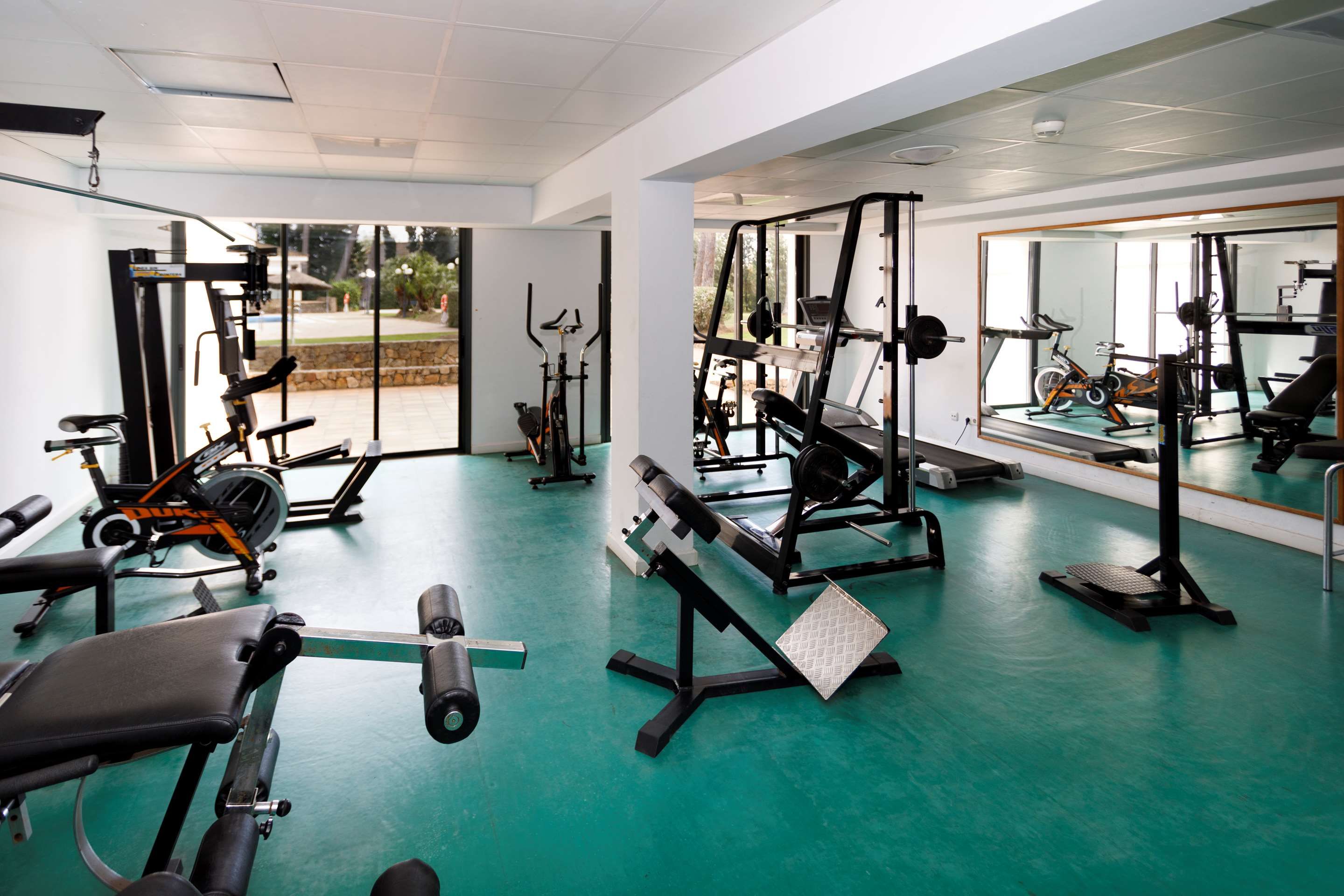 Azz Guadacorte Campo De Gibraltar - Los Barrios - Gimnasio
